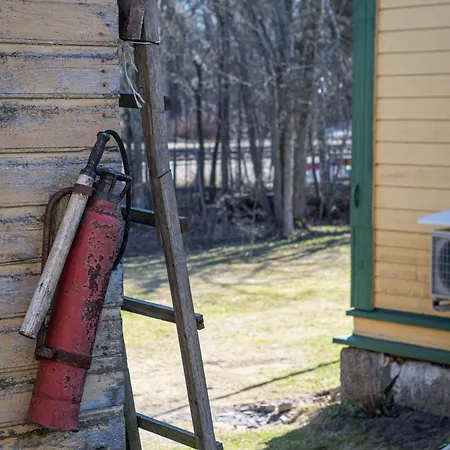 Jaeaeskelae - Koko Talo Villa Hanko