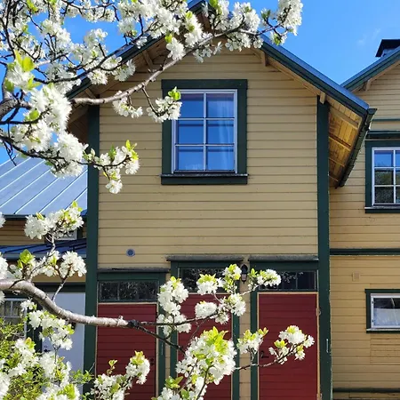 Jaeaeskelae - Koko Talo *