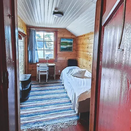 Villa Jaeaeskelae - Koko Talo Hanko