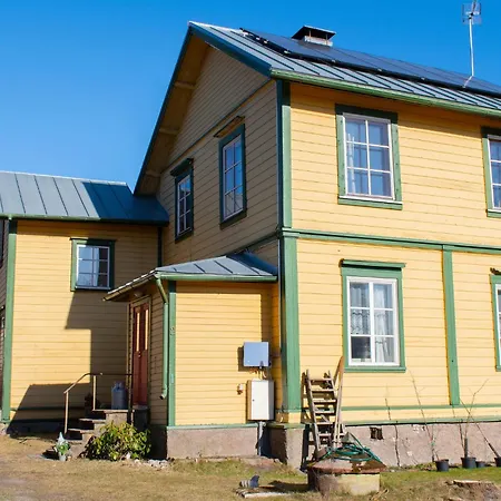 Jaeaeskelae - Koko Talo Hanko