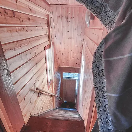 Jaeaeskelae - Koko Talo *