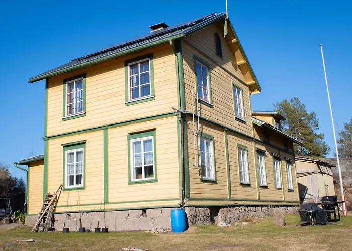 Вилла Jaeaeskelae - Koko Talo *