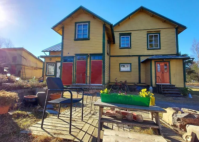 Jaeaeskelae - Koko Talo Вилла *