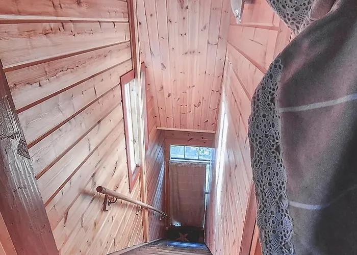 Jaeaeskelae - Koko Talo *